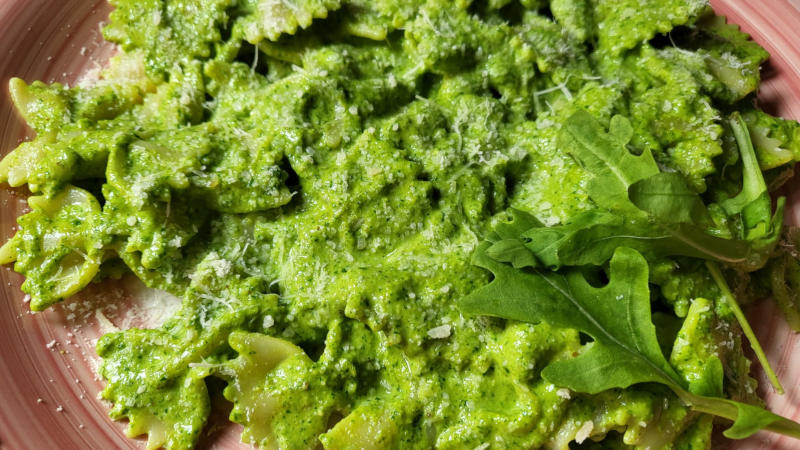 Pasta al pesto di rucola