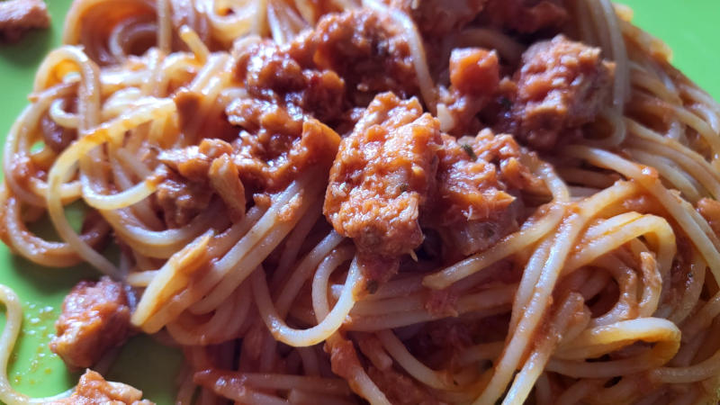 Pasta con tonno e pomodoro