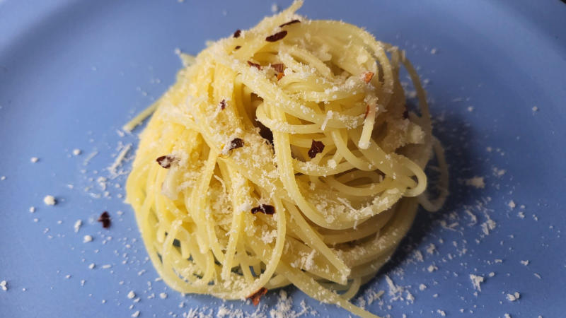 Spaghetti aglio, olio e peperoncino