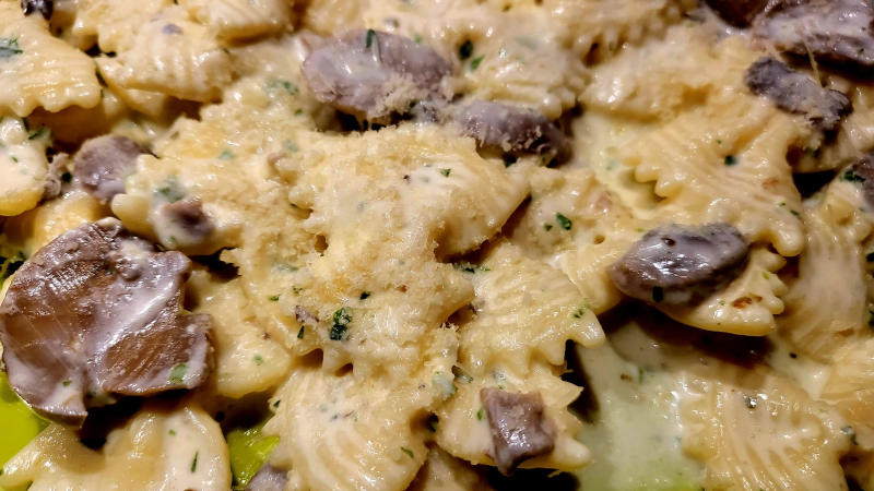 Pasta con funghi e Philadelphia