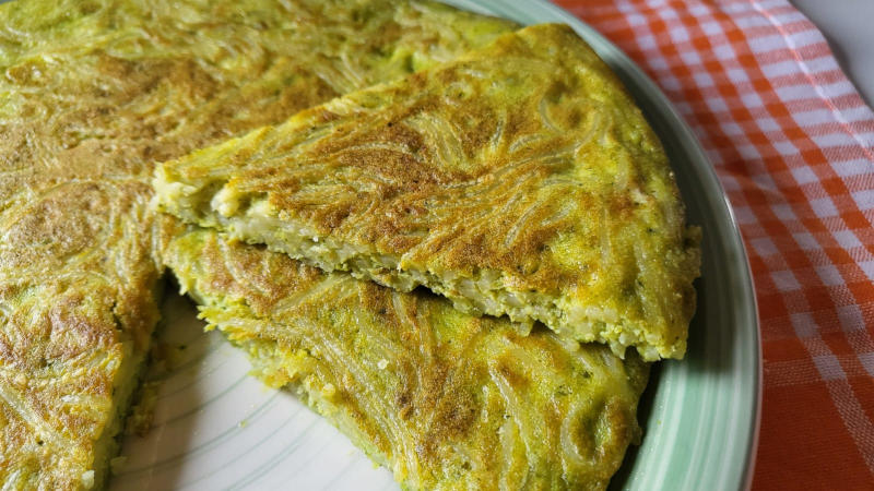 Frittata di spaghetti al pesto